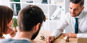 ASESORÍA Y CONSULTORÍA